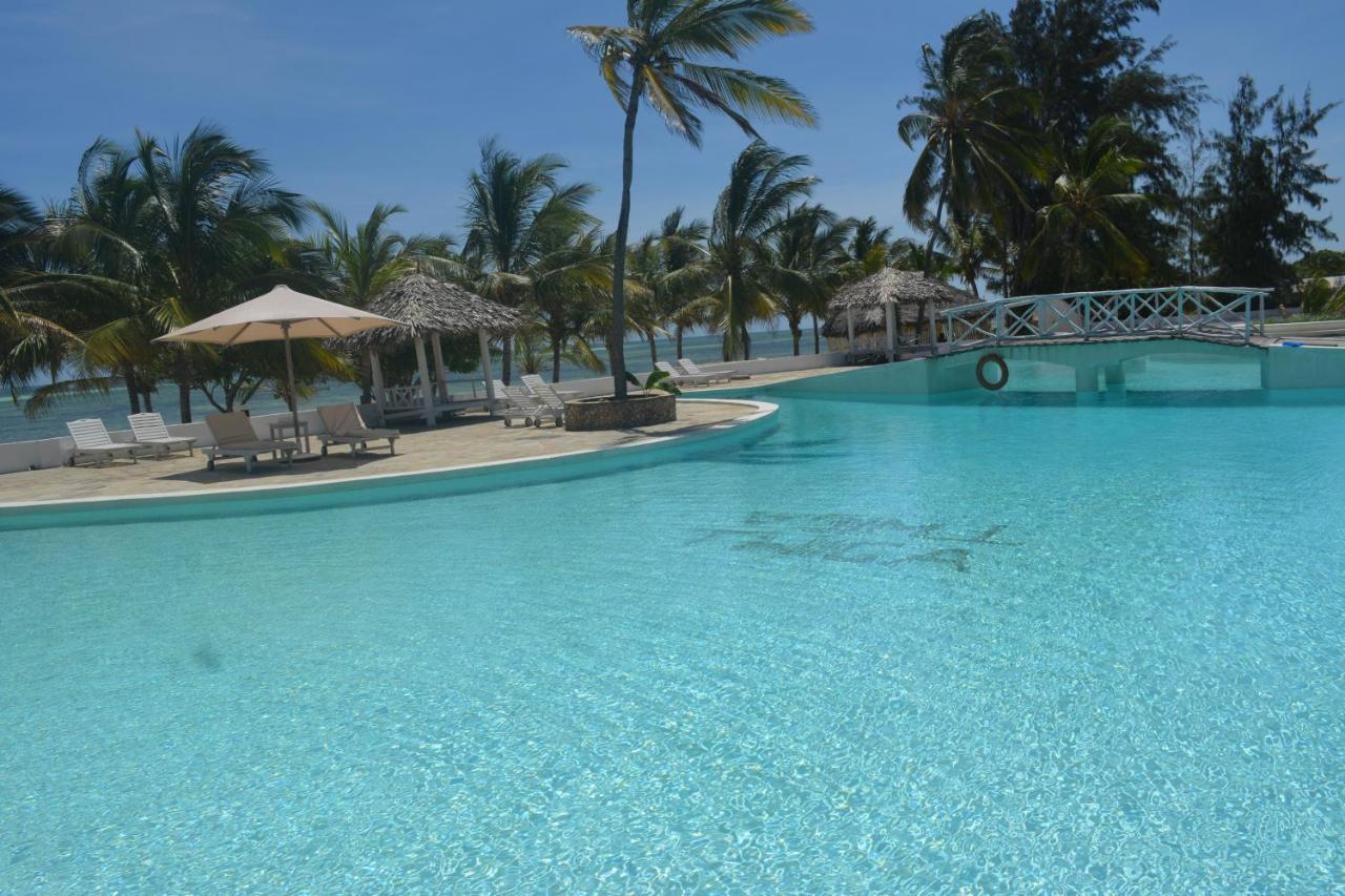 Twiga Beach Resort Ватаму Экстерьер фото