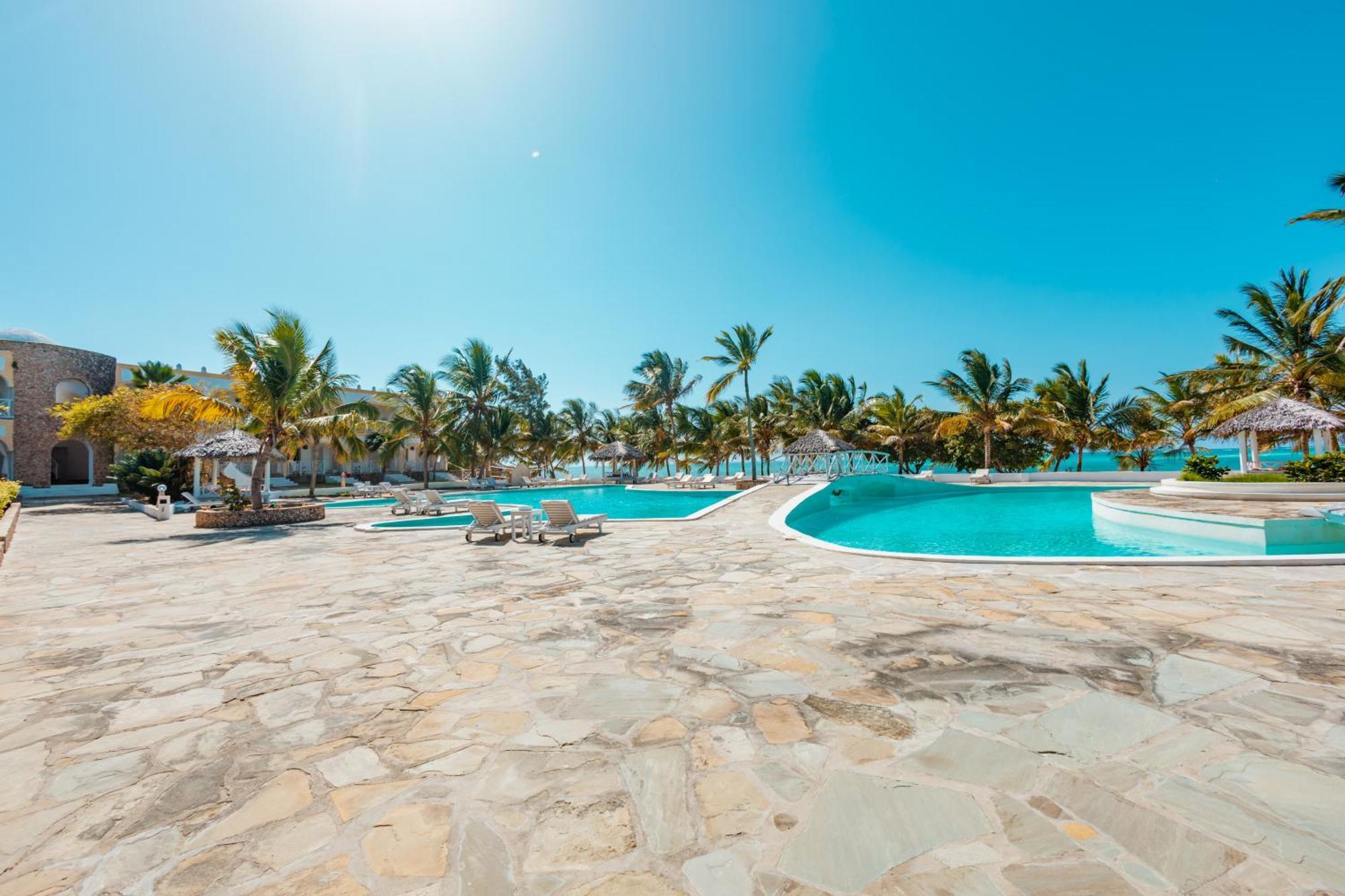 Twiga Beach Resort Ватаму Экстерьер фото