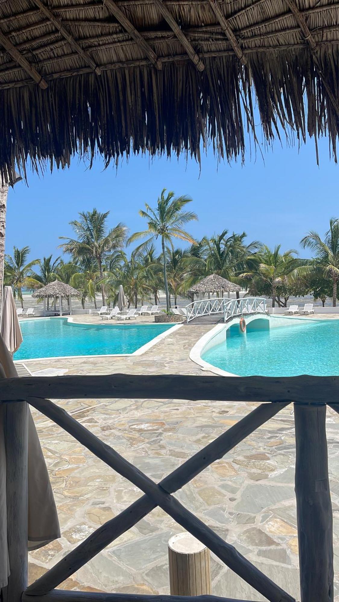 Twiga Beach Resort Ватаму Экстерьер фото